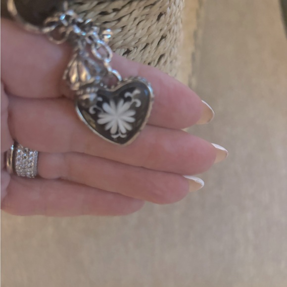 BRIGHTON Raffia shoulder bag. Like-new condition. - Picture 5 of 6